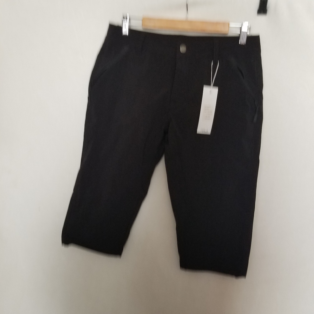 Womens Nonwe Black Capri Cropped Pants SZ 30W. Con